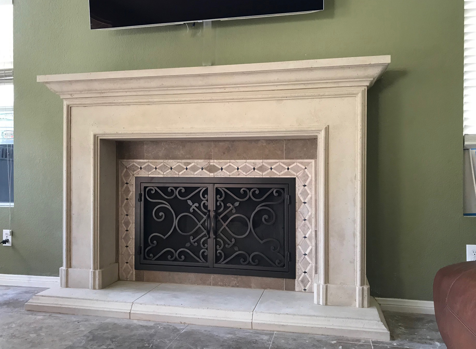 FM043 Fireplace Mantels, Fireplace surrounds, Iron Fireplace Doors and