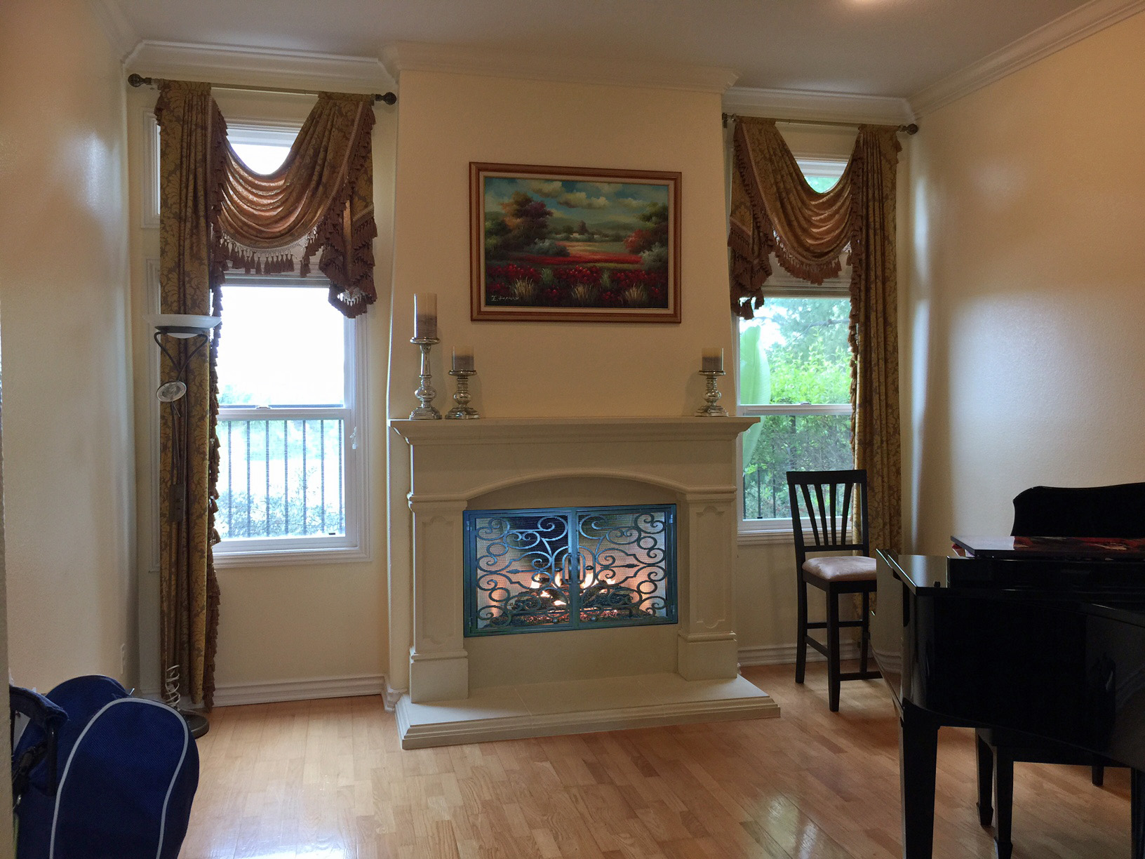 Fireplace mantel picture