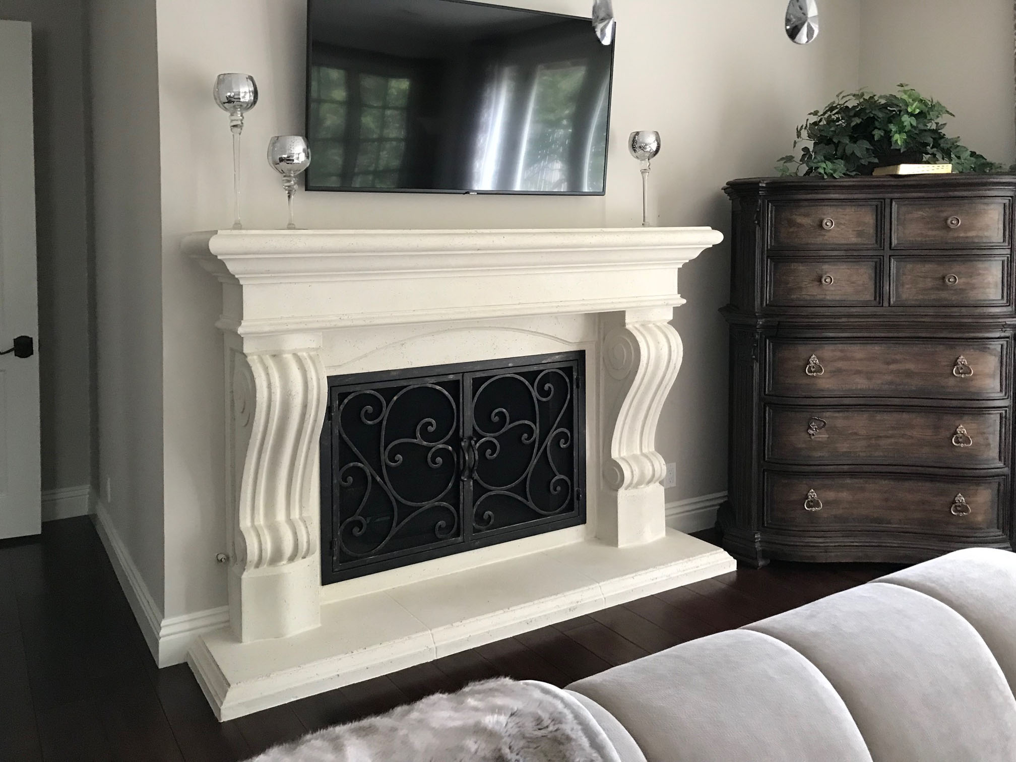 Fireplace mantel picture