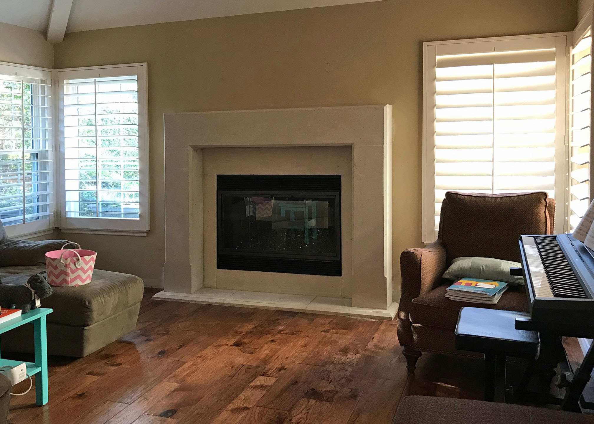 Fireplace mantel picture